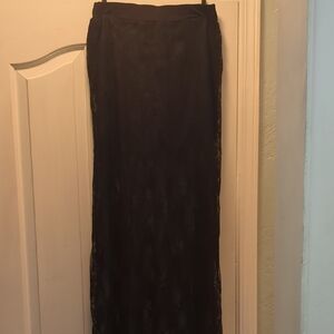 Free Kisses Elegant Black Lace Maxi Skirt